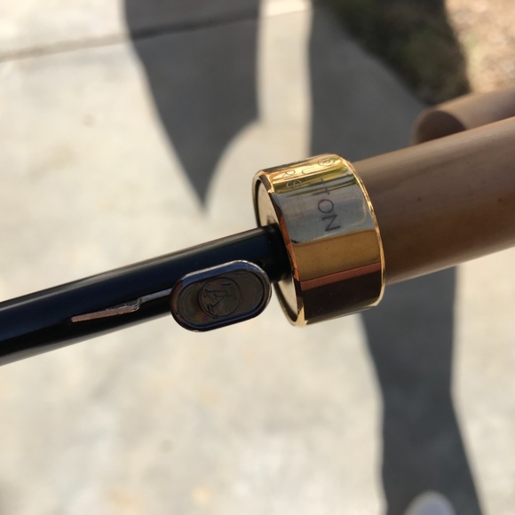 Louis Vuitton EUC Monogram Large Umbrella Last Discount w Reciept - Picture 11 of 11